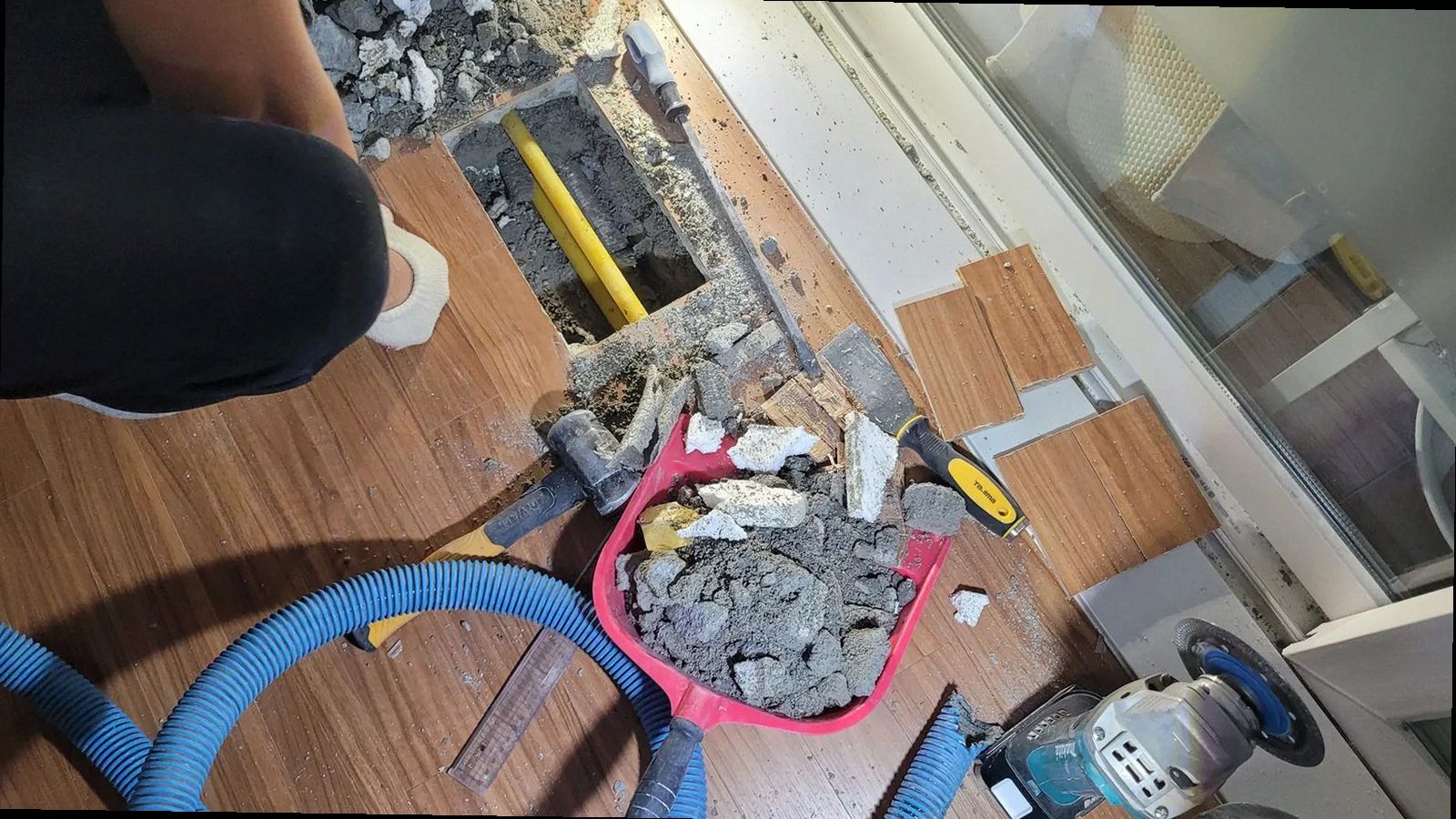 대전 중구 누수탐지 대흥동 누수탐지 거실도배얼룩 천장 얼룩이 생겼을 때 확인 순서
